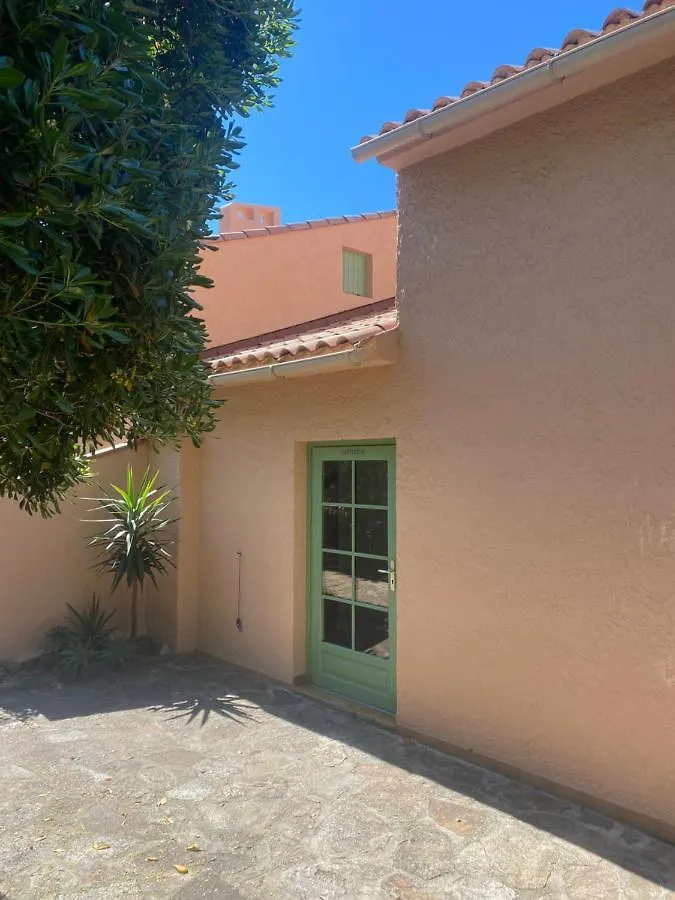 Parcs Du Rayol Plage 5 Min Pied Apartment 0*, Rayol-Canadel-sur-Mer France