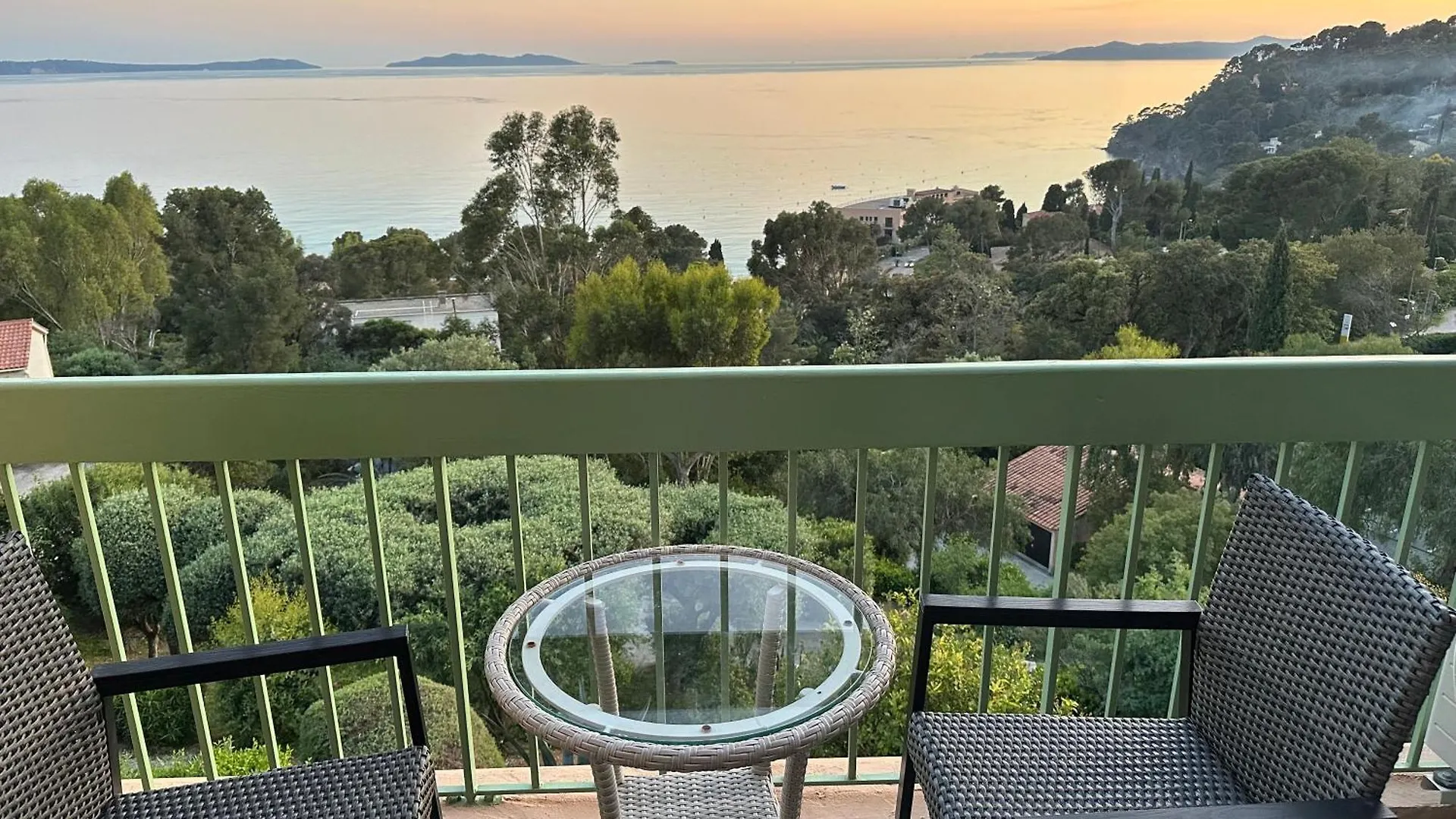 Parcs Du Rayol Plage 5 Min Pied Apartment France
